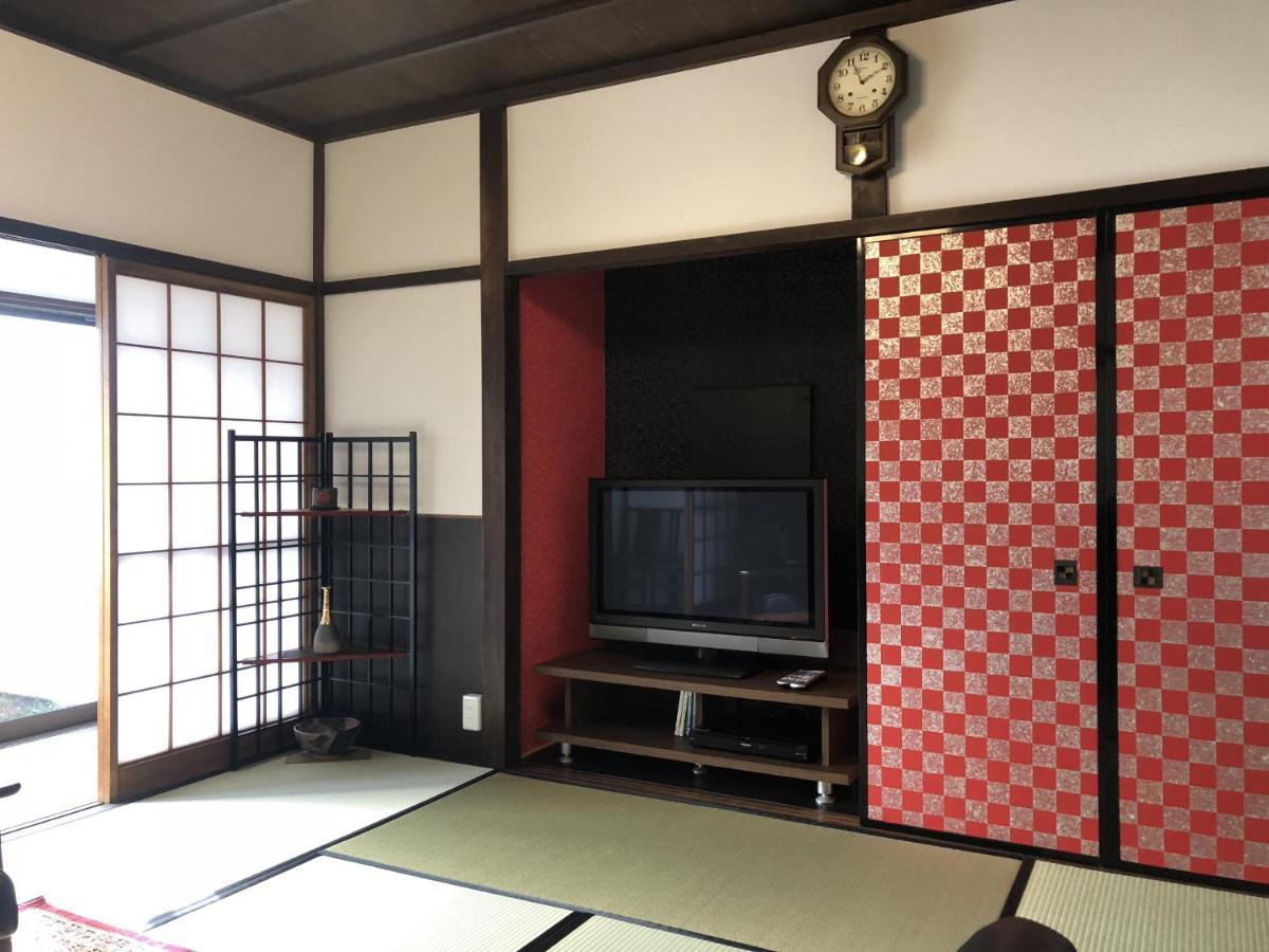 Taisho Aburaya Villa Takayama  Buitenkant foto
